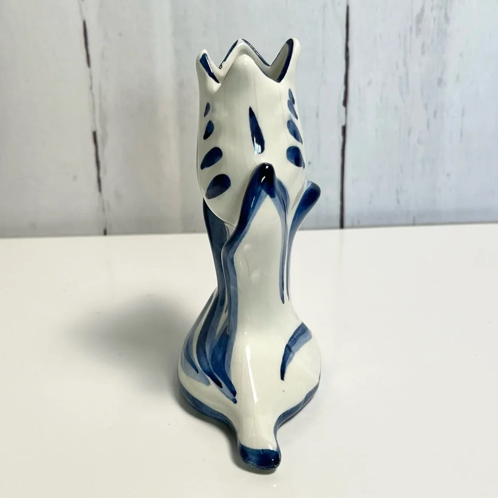 Vintage Royal Delft Blue Holland Bud Vase – Hand-Painted Tulip Shaped  Vase